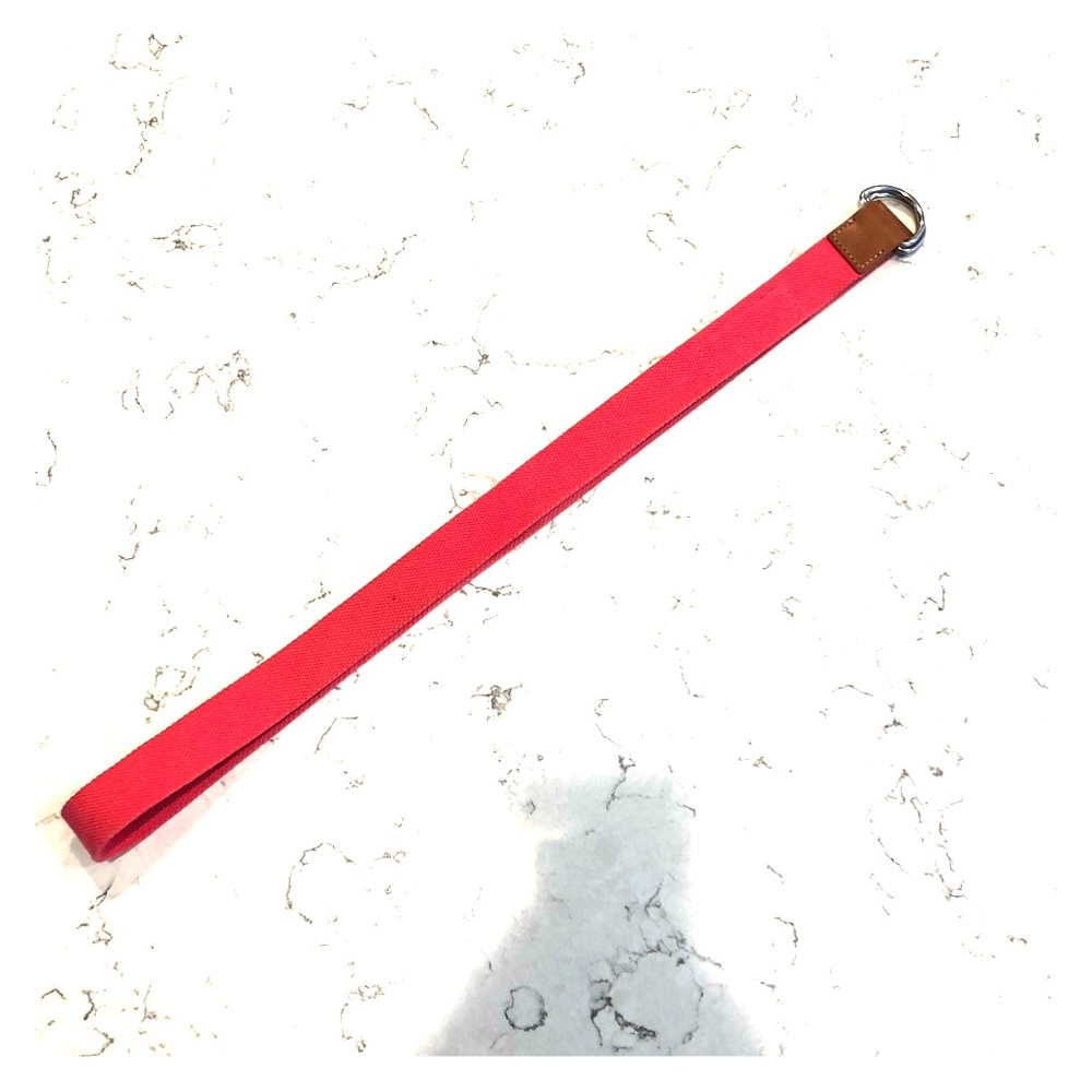 Vineyard Vines D ring belt in pink /Nantucket red